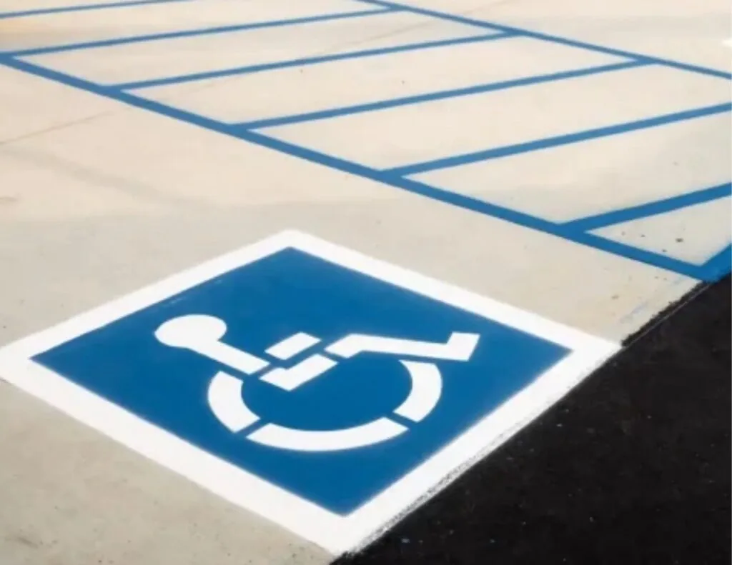 ada compliant parking lot